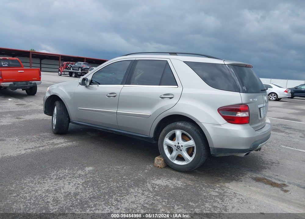 2008 MERCEDES-BENZ ML 350 4MATIC VIN: 4JGBB86EX8A367011