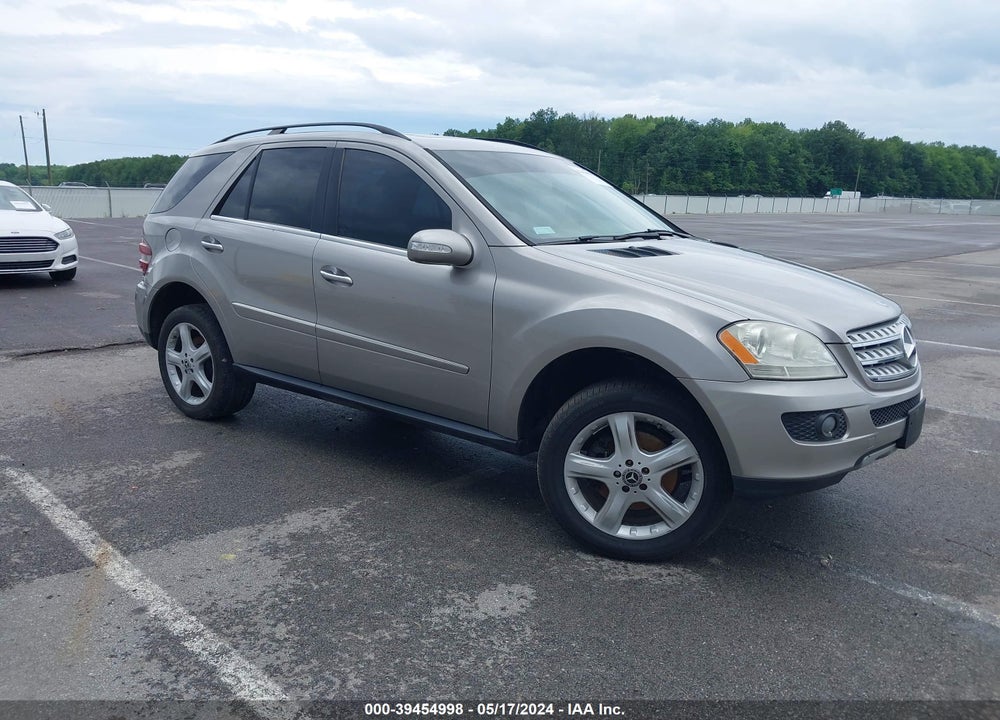 2008 MERCEDES-BENZ ML 350 4MATIC VIN: 4JGBB86EX8A367011