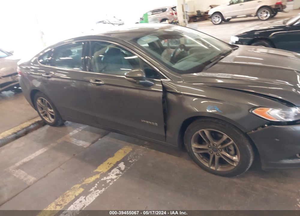 2016 FORD FUSION HYBRID TITANIUM VIN: 3FA6P0RU0GR157832