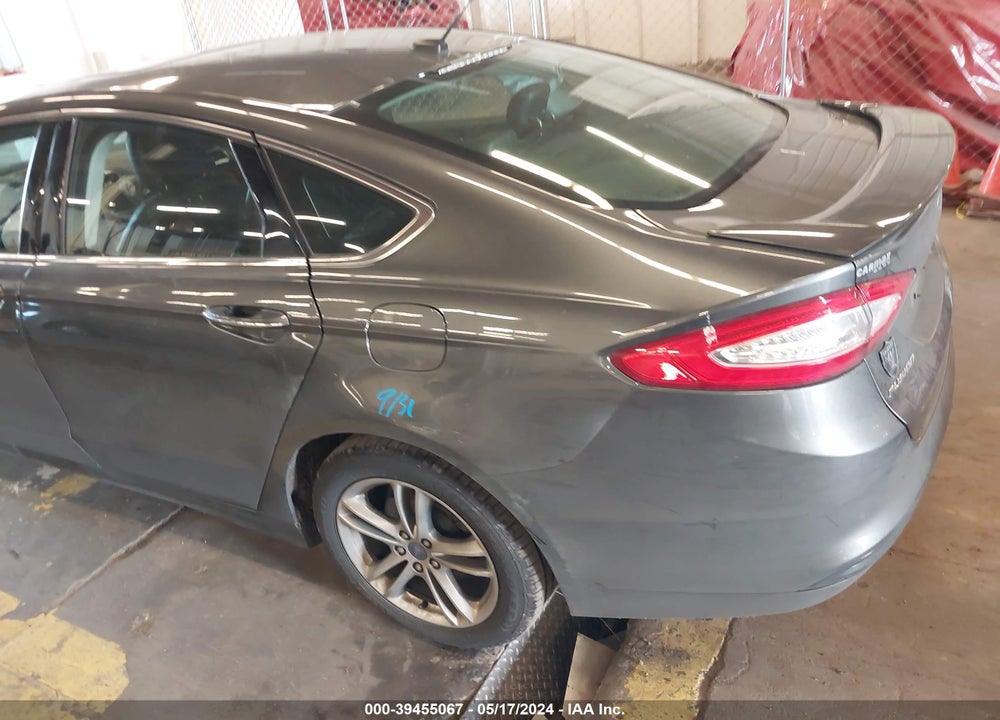 2016 FORD FUSION HYBRID TITANIUM VIN: 3FA6P0RU0GR157832