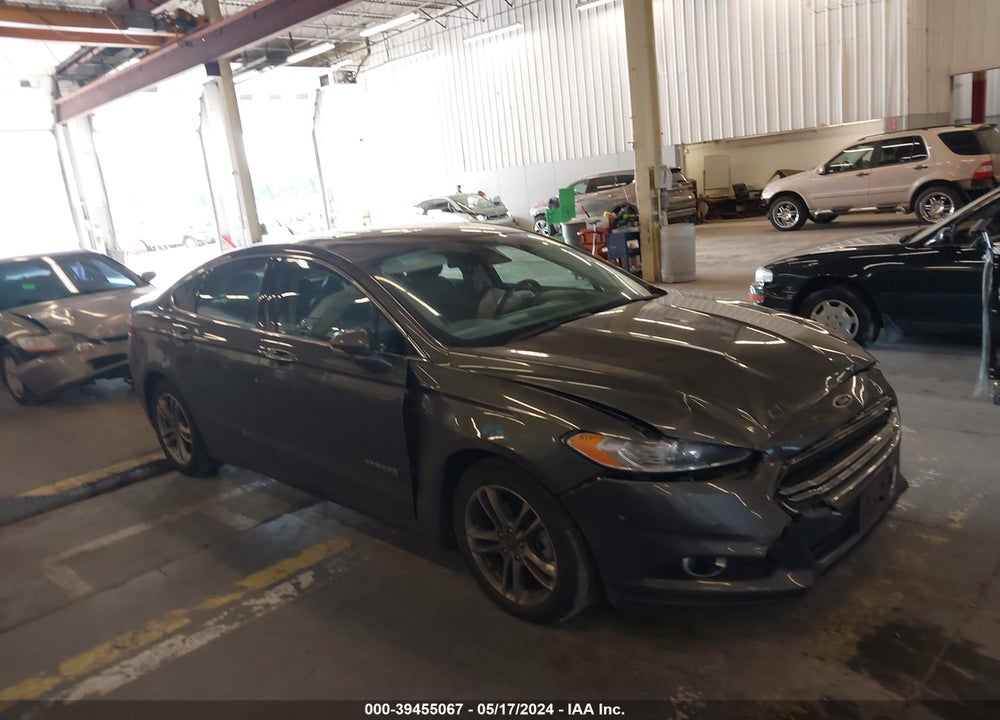 2016 FORD FUSION HYBRID TITANIUM VIN: 3FA6P0RU0GR157832