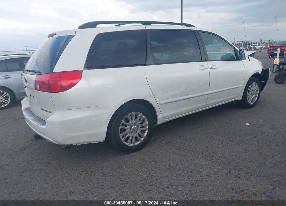 2010 TOYOTA SIENNA XLE VIN: 5TDYK4CC4AS300004