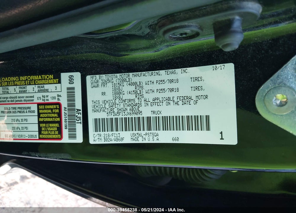 2018 TOYOTA TUNDRA SR5 5.7L V8 VIN: 5TFDW5F13JX699095