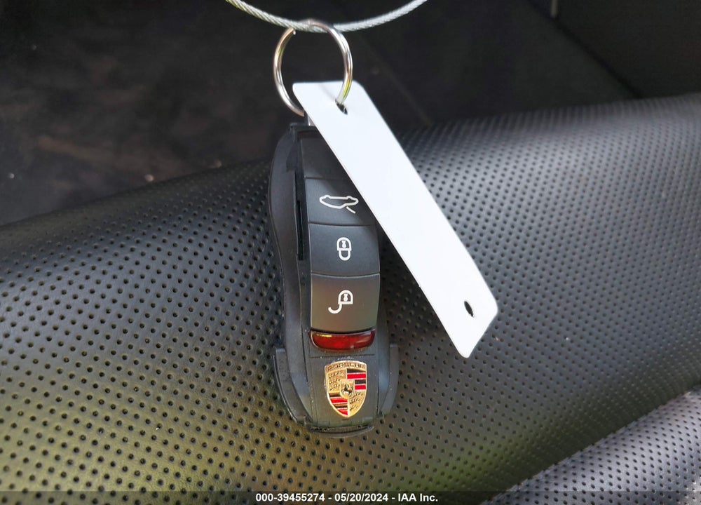 2017 PORSCHE 911 TARGA 4 GTS VIN: WP0BB2A91HS137136
