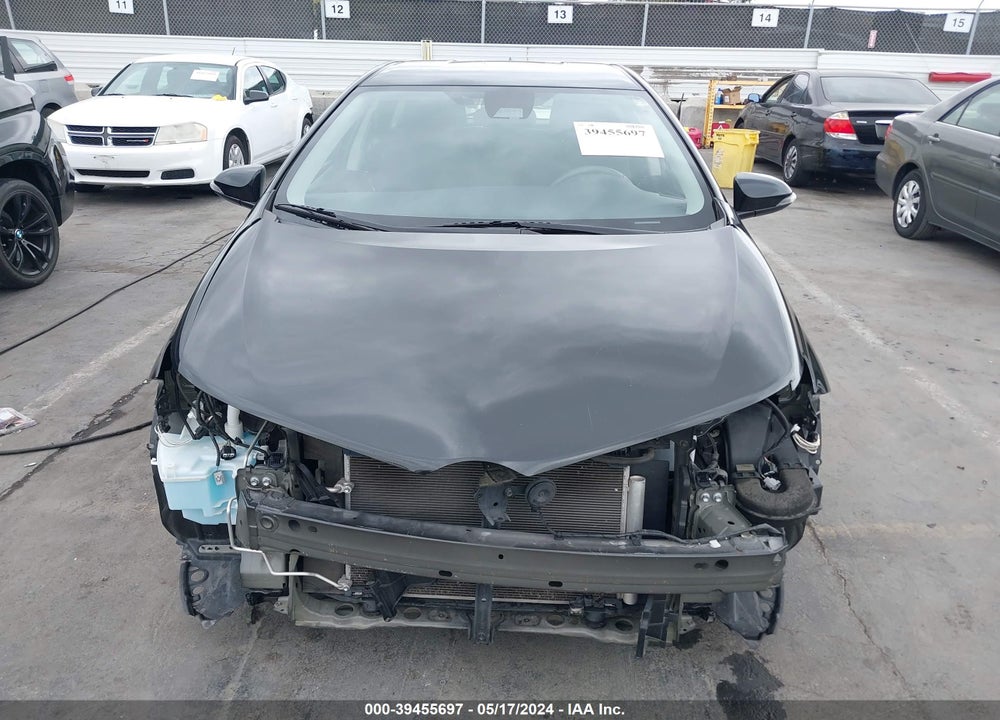 2018 TOYOTA COROLLA IM VIN: JTNKARJE1JJ559892