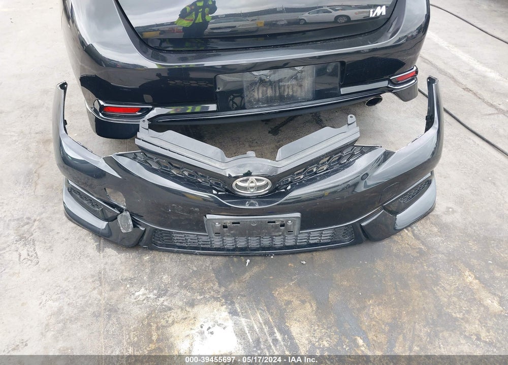 2018 TOYOTA COROLLA IM VIN: JTNKARJE1JJ559892