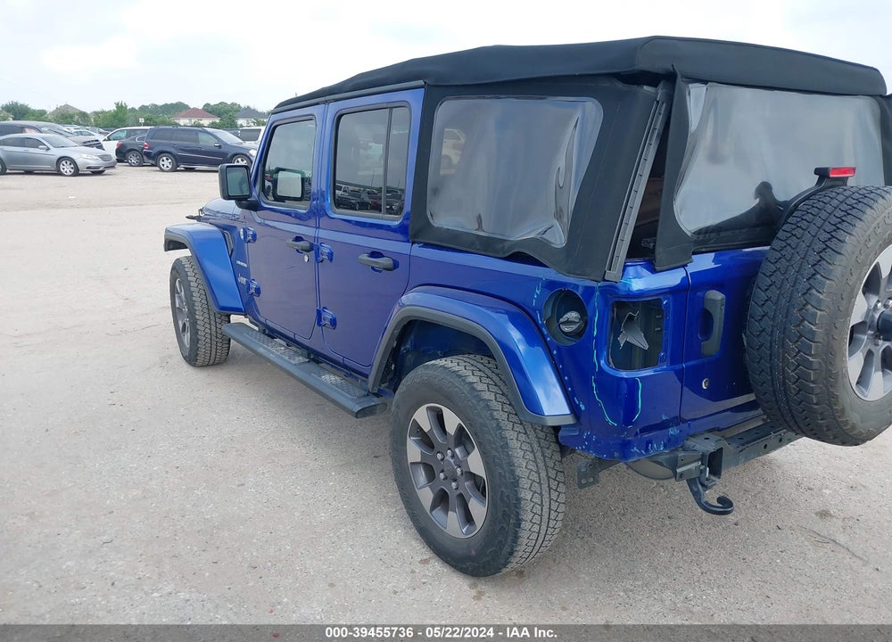 2018 JEEP WRANGLER UNLIMITED SAHARA 4X4 VIN: 1C4HJXEN7JW327782