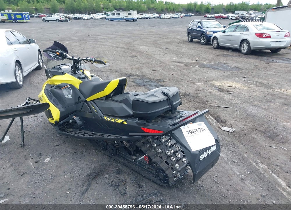 2020 SKI DOO MXZ 850 E-TEC VIN: 2BPSUDLD5LV000189