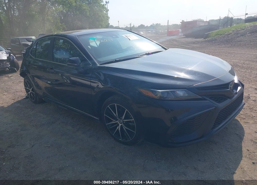 2021 TOYOTA CAMRY SE VIN: 4T1G11AK2MU521460