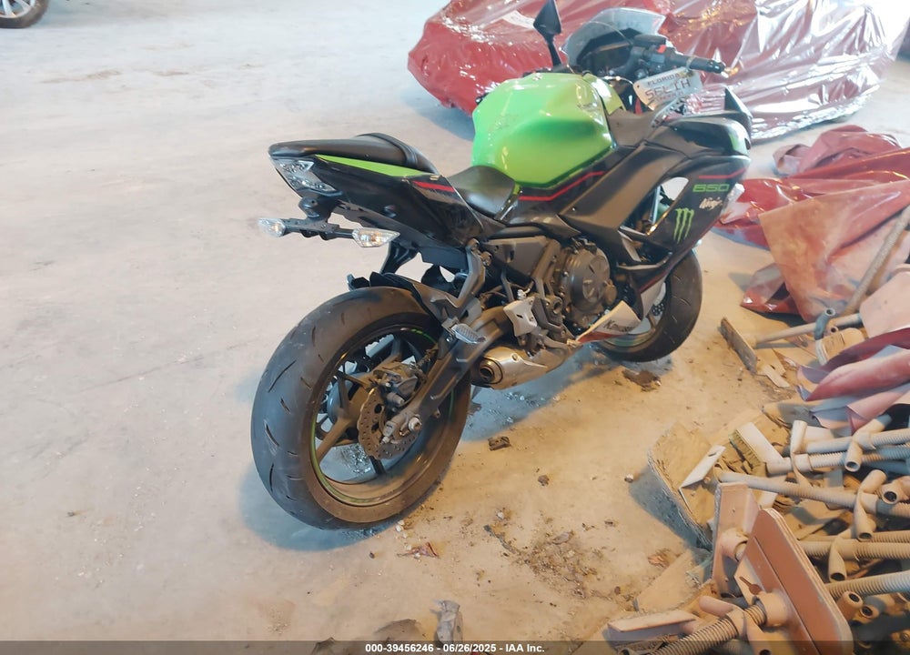 2022 KAWASAKI EX650 M VIN: ML5EXEM13NDA59106