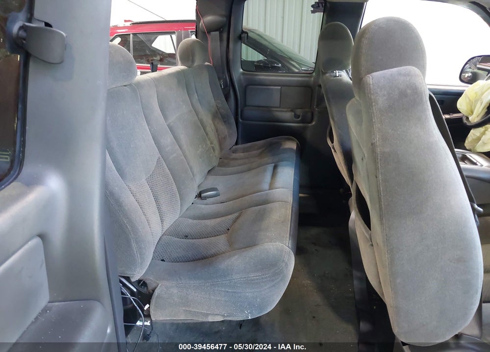 2003 CHEVROLET SILVERADO 1500 LS VIN: 2GCEC19V031294879
