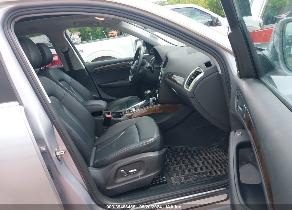 2015 AUDI Q5 2.0T PREMIUM VIN: WA1LFAFP8FA078206