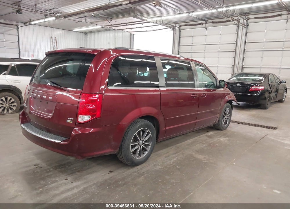 2017 DODGE GRAND CARAVAN SXT VIN: 2C4RDGCGXHR824361