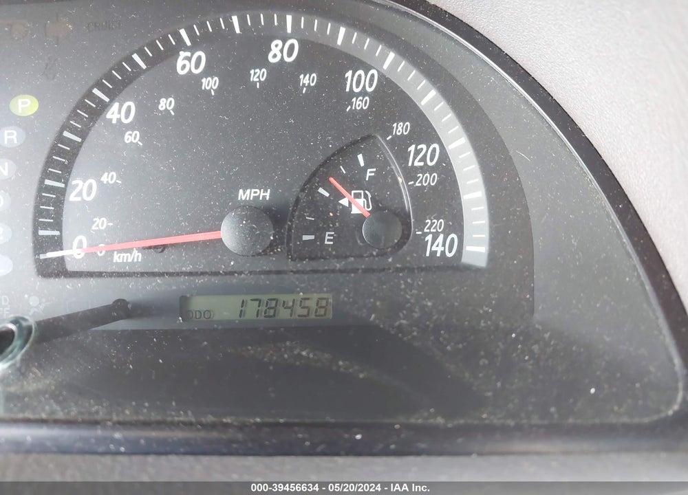 2003 TOYOTA CAMRY LE VIN: 4T1BE32K63U744172