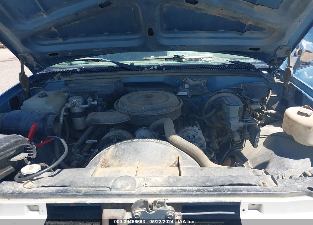 1988 GMC GMT-400 K2500 VIN: 2GTFK29K6J1572880