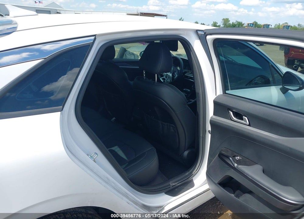 2024 KIA K5 GT LINE VIN: 5XXG64J25RG259664