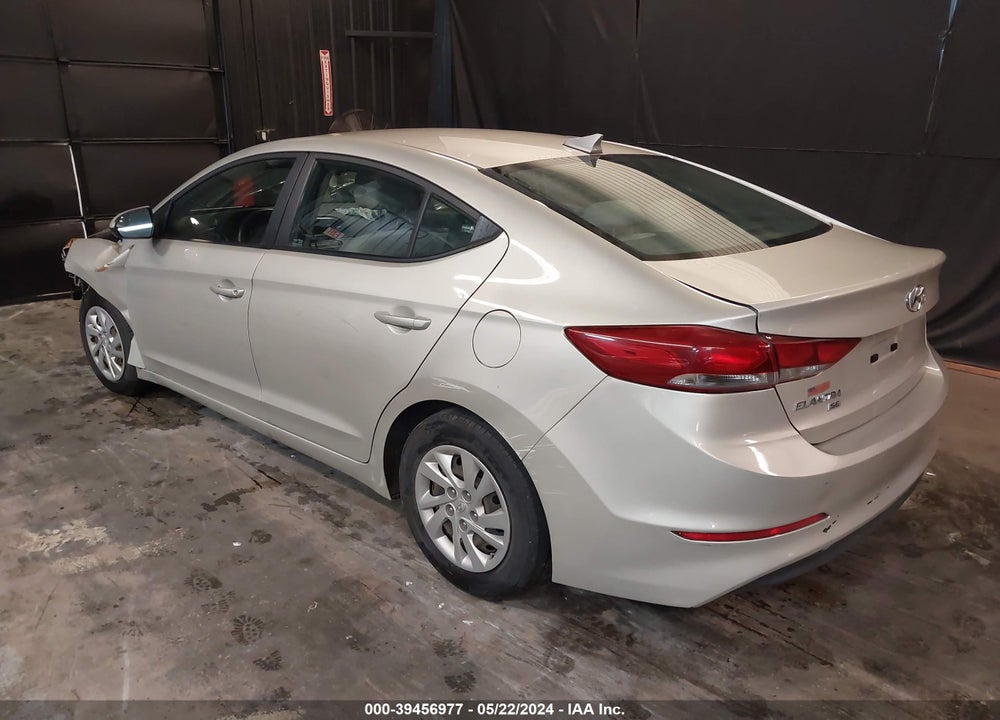 2017 HYUNDAI ELANTRA SE VIN: 5NPD74LF3HH179508