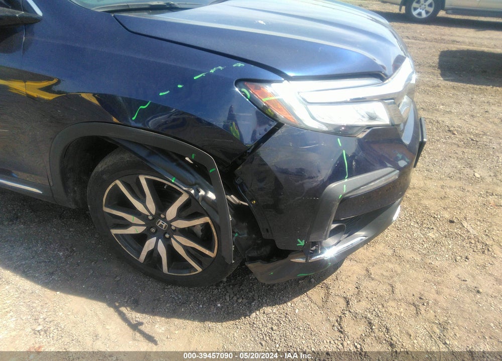 2022 HONDA PILOT AWD TOURING 8 PASSENGER VIN: 5FNYF6H92NB016717