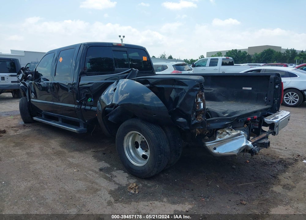 2011 FORD F-350 LARIAT VIN: 1FT8W3CT7BEB38911