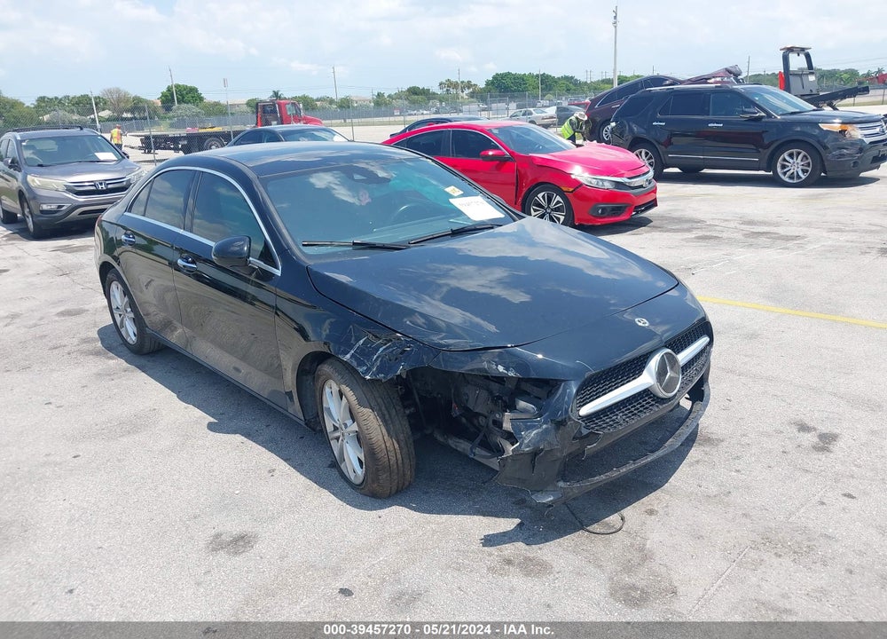 2020 MERCEDES-BENZ A 220 VIN: W1K3G4EB2LJ230783