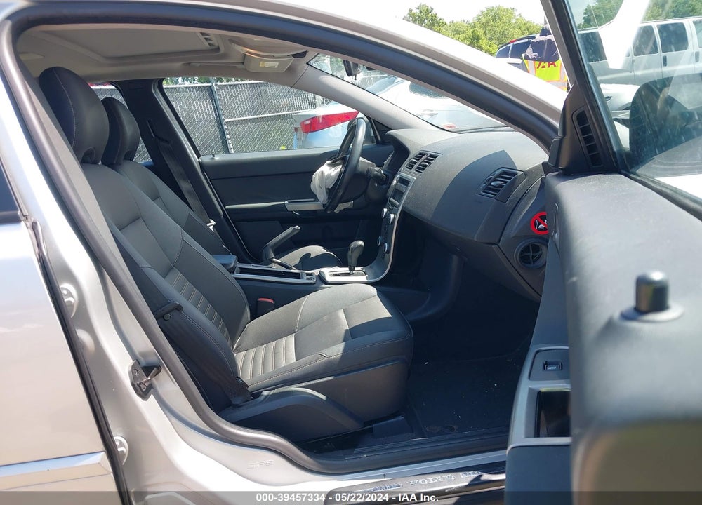 2009 VOLVO S40 2.4I VIN: YV1MS382X92433159