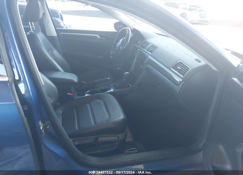 2017 VOLKSWAGEN PASSAT 1.8T SE VIN: 1VWBT7A38HC075263