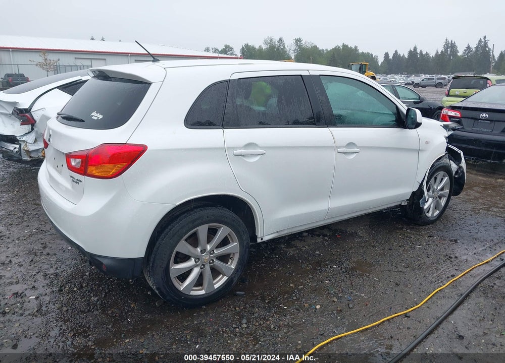 2015 MITSUBISHI OUTLANDER SPORT ES VIN: 4A4AP3AU4FE026138