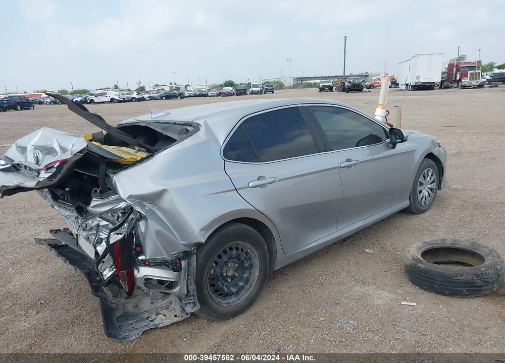 2022 TOYOTA CAMRY LE HYBRID VIN: 4T1C31AK0NU585331