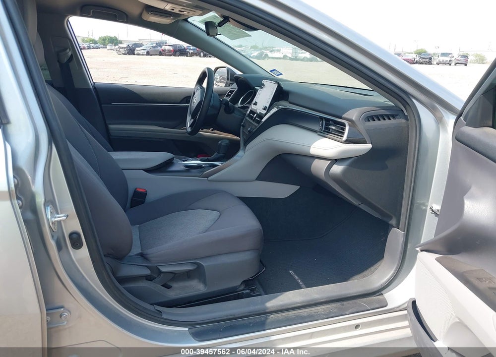 2022 TOYOTA CAMRY LE HYBRID VIN: 4T1C31AK0NU585331