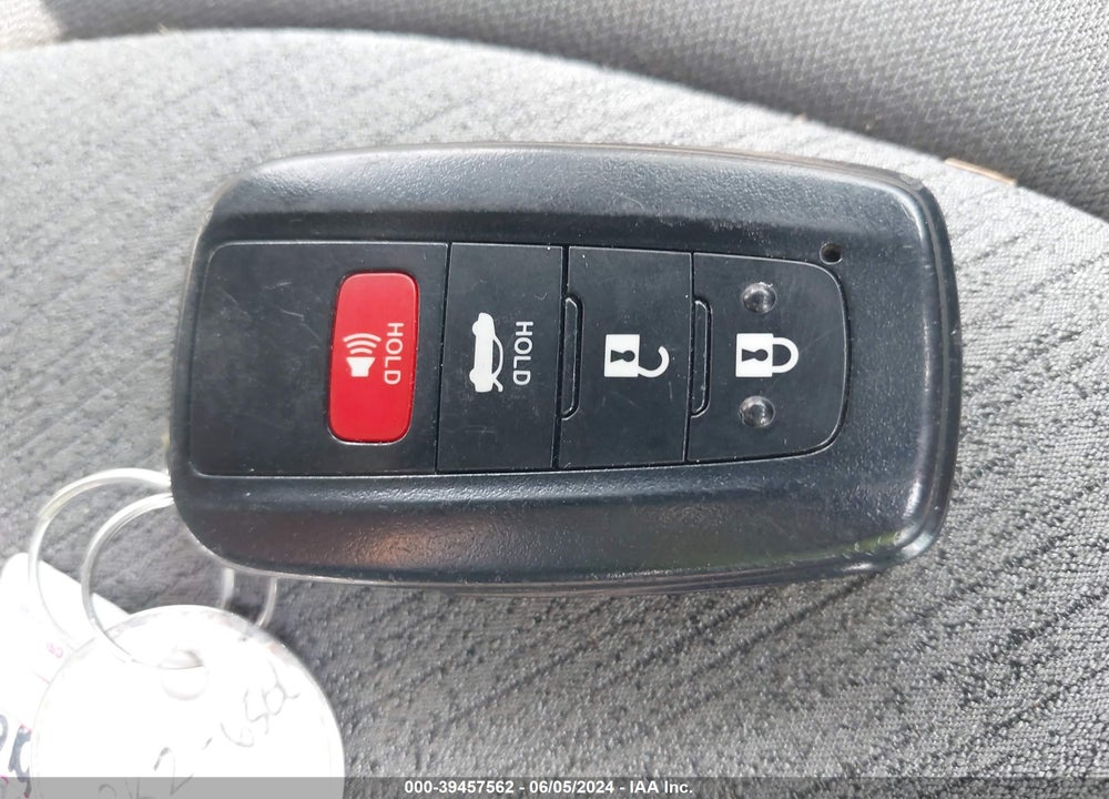 2022 TOYOTA CAMRY LE HYBRID VIN: 4T1C31AK0NU585331