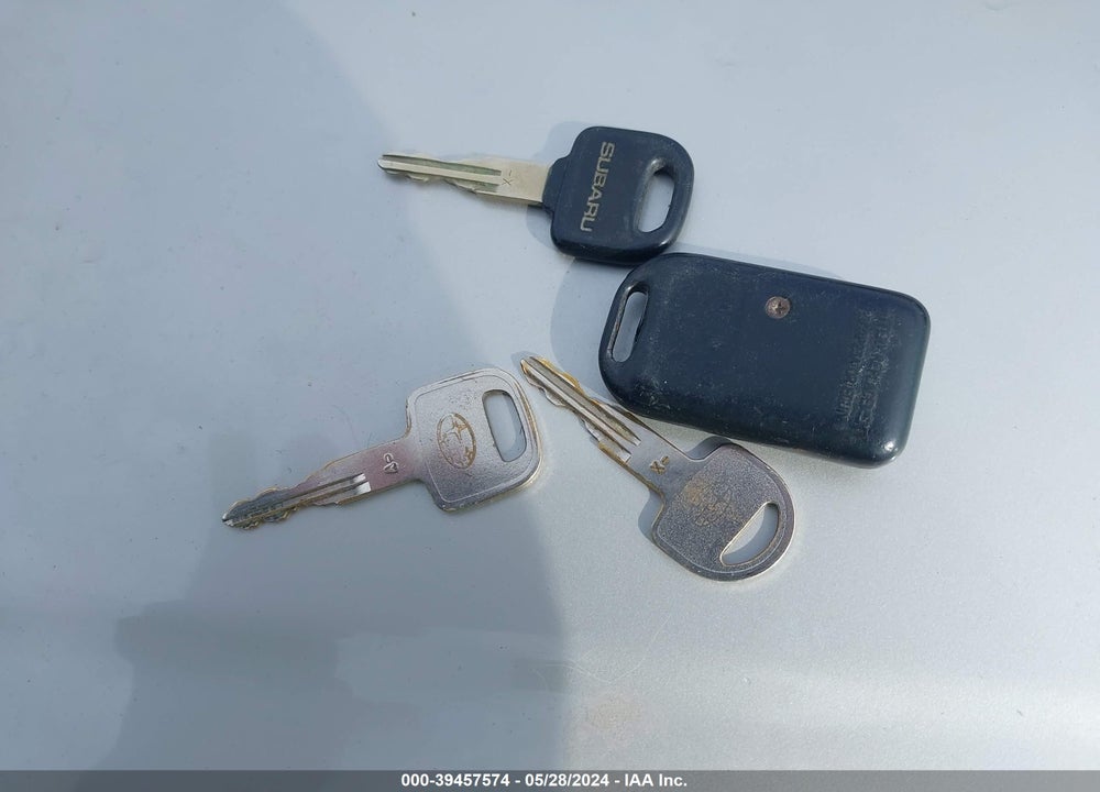 2000 SUBARU IMPREZA 2.5RS VIN: JF1GC6757YG504838