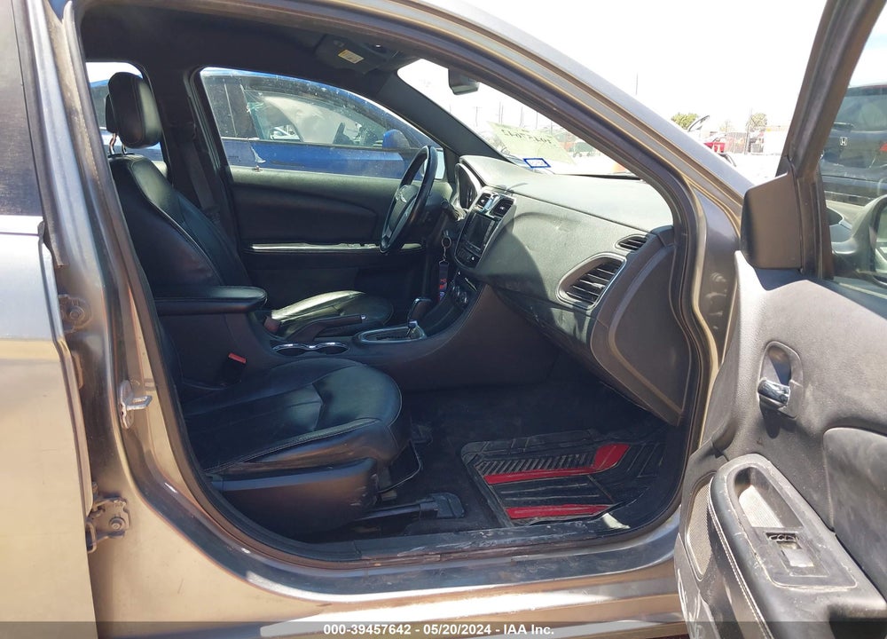 2011 CHRYSLER 200 LIMITED VIN: 1C3BC2FG6BN599495