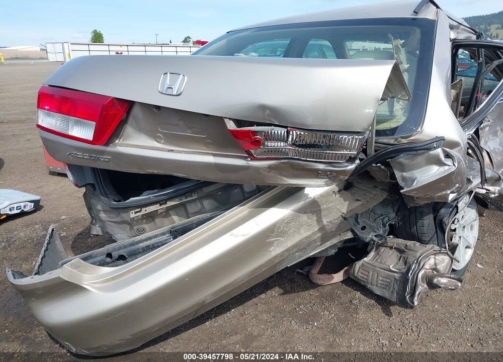 2003 HONDA ACCORD 2.4 LX VIN: JHMCM56393C046301