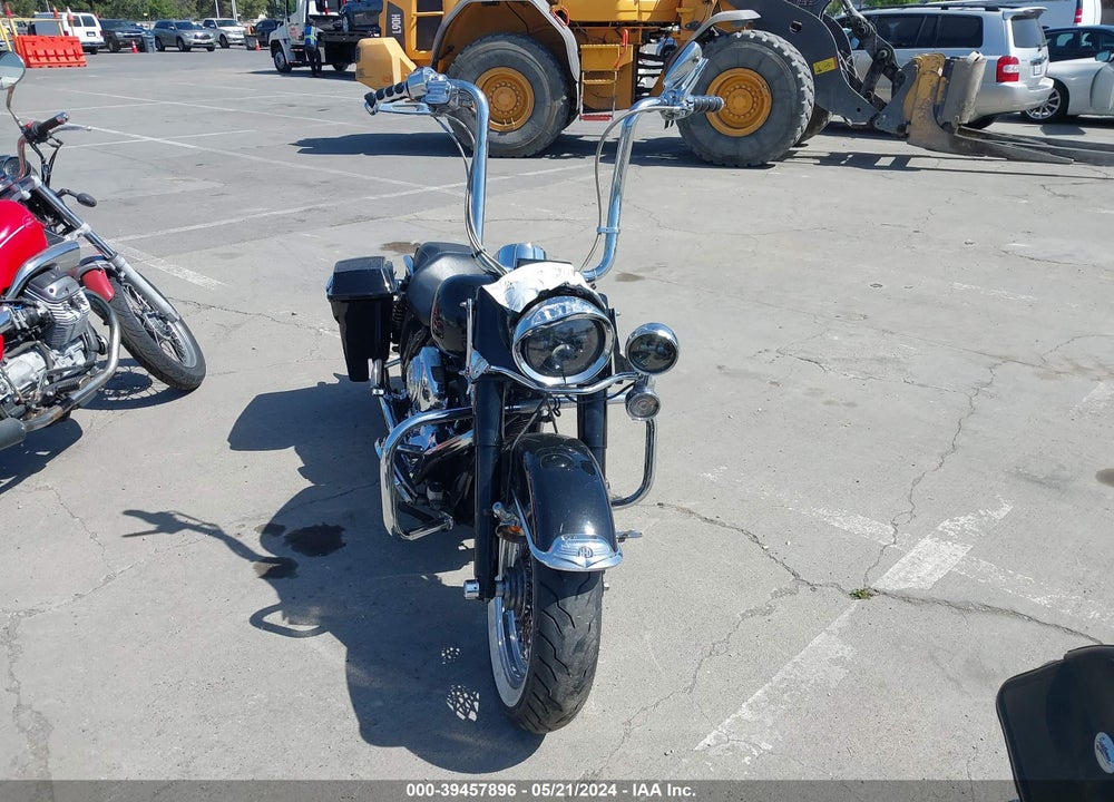 2001 HARLEY-DAVIDSON FLHPI VIN: 1HD1FHW151Y648839