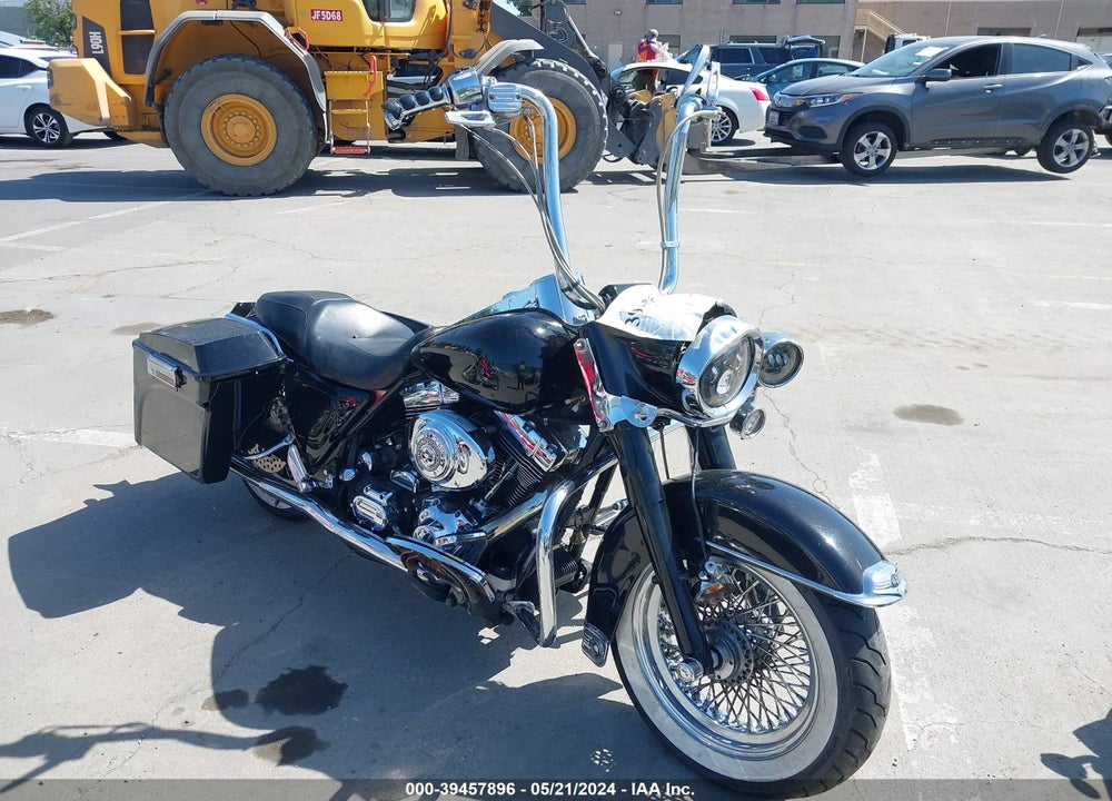 2001 HARLEY-DAVIDSON FLHPI VIN: 1HD1FHW151Y648839