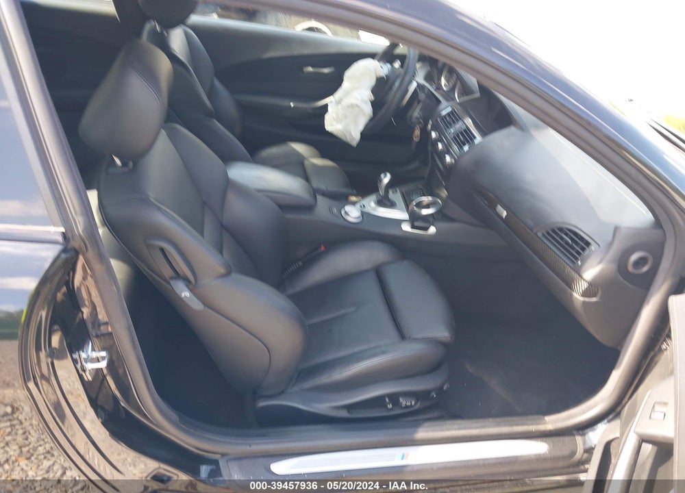 2007 BMW M6 VIN: WBSEH93537CY23758