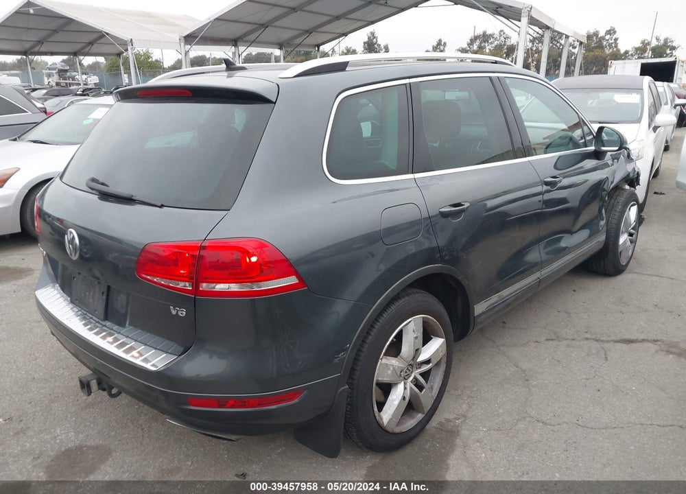 2012 VOLKSWAGEN TOUAREG VR6 LUX VIN: WVGEF9BP6CD009233