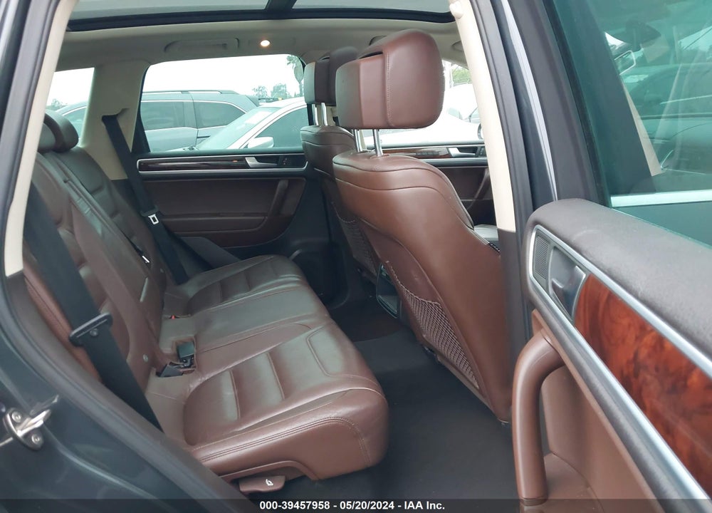2012 VOLKSWAGEN TOUAREG VR6 LUX VIN: WVGEF9BP6CD009233