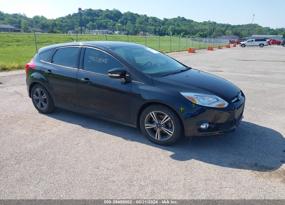 2014 FORD FOCUS SE VIN: 1FADP3K2XEL130862