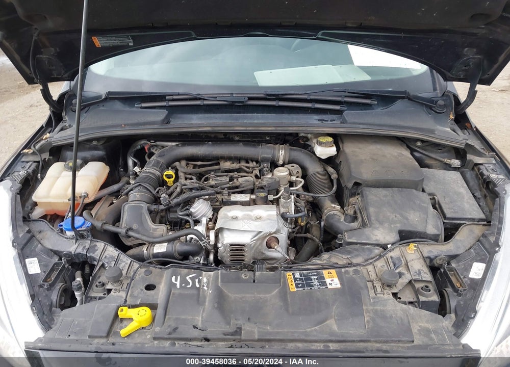 2018 FORD FOCUS SE VIN: 1FADP3FE5JL229409