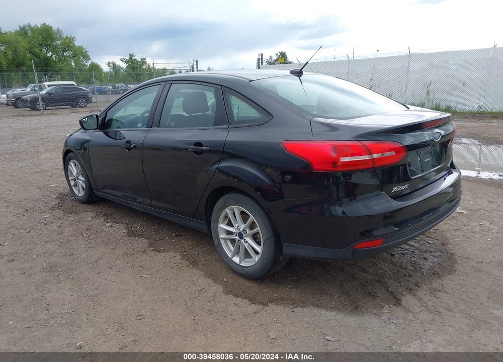 2018 FORD FOCUS SE VIN: 1FADP3FE5JL229409