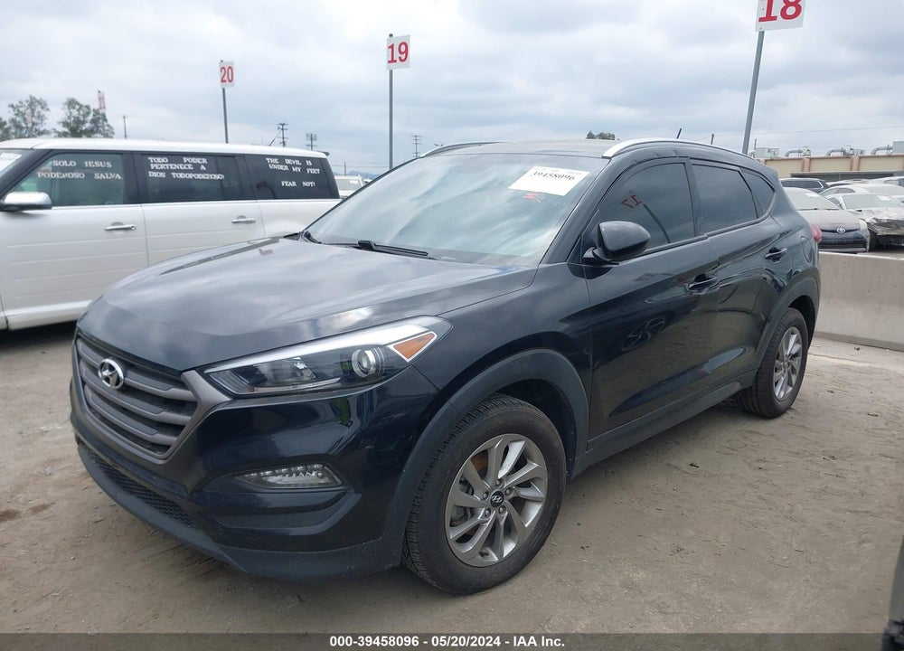 2016 HYUNDAI TUCSON SE VIN: KM8J3CA4XGU164000