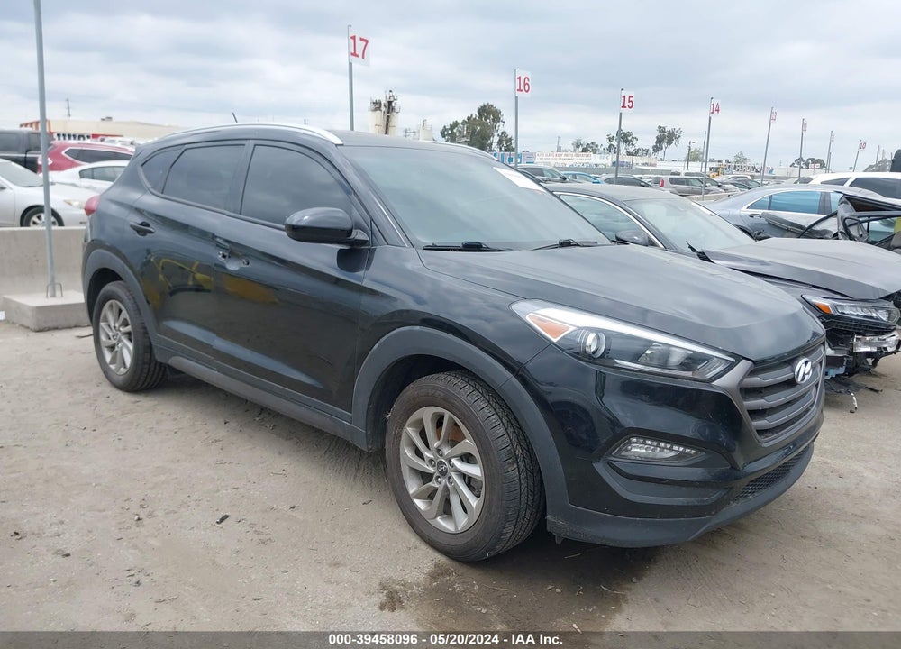 2016 HYUNDAI TUCSON SE VIN: KM8J3CA4XGU164000