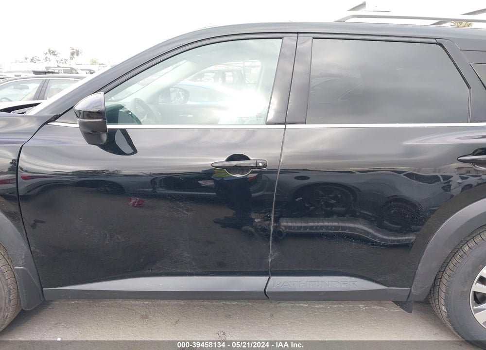 2023 NISSAN PATHFINDER SL FWD VIN: 5N1DR3CA4PC227077