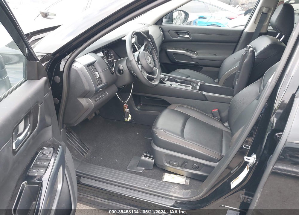 2023 NISSAN PATHFINDER SL FWD VIN: 5N1DR3CA4PC227077