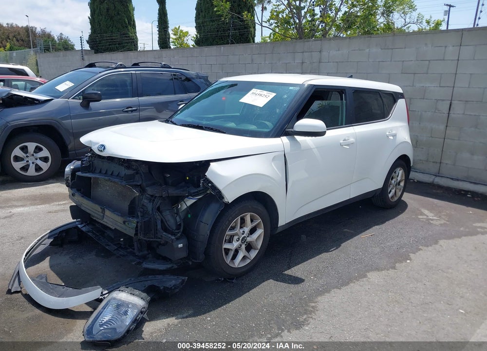 2021 KIA SOUL !/+/S VIN: KNDJ23AUXM7138420