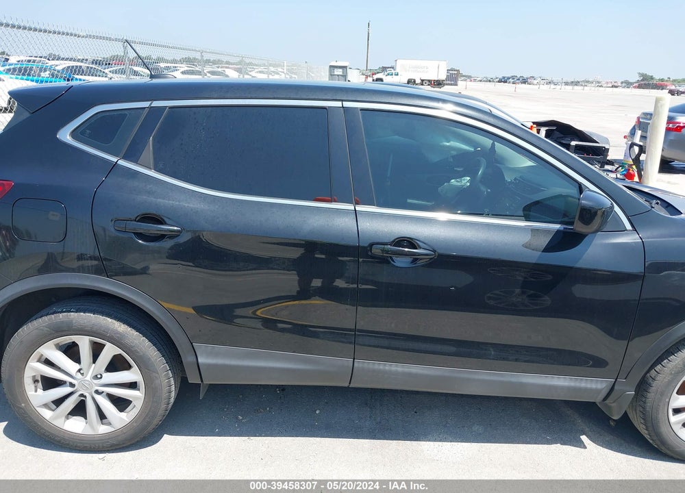 2018 NISSAN ROGUE SPORT S VIN: JN1BJ1CP7JW185928