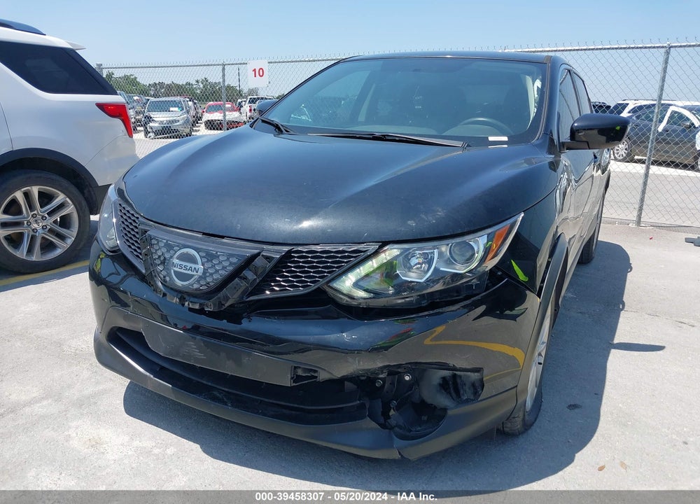 2018 NISSAN ROGUE SPORT S VIN: JN1BJ1CP7JW185928