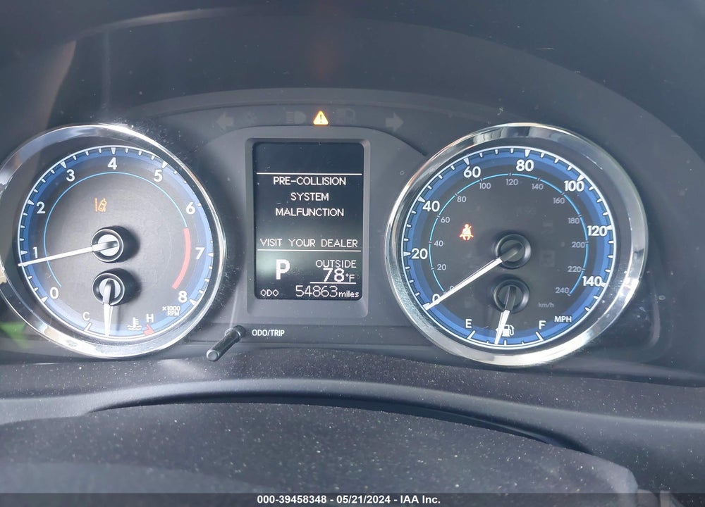 2019 TOYOTA COROLLA XLE VIN: 5YFBURHEXKP916579