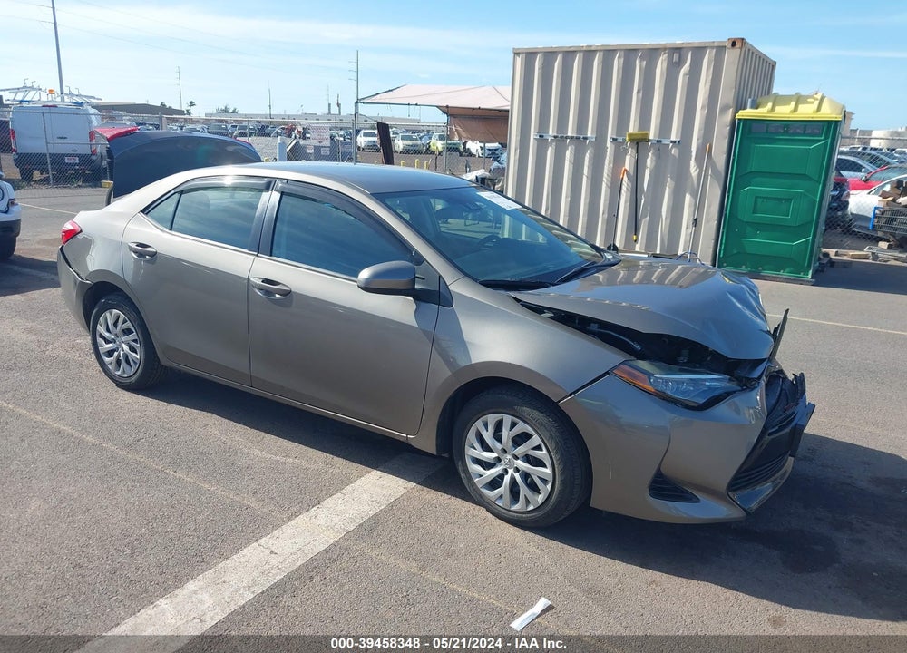 2019 TOYOTA COROLLA XLE VIN: 5YFBURHEXKP916579